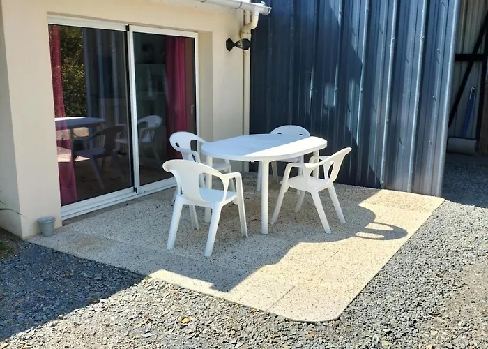 Charmante Maison Dans Le Bocage Proche A84 Дом отдыха Souleuvre-en-Bocage