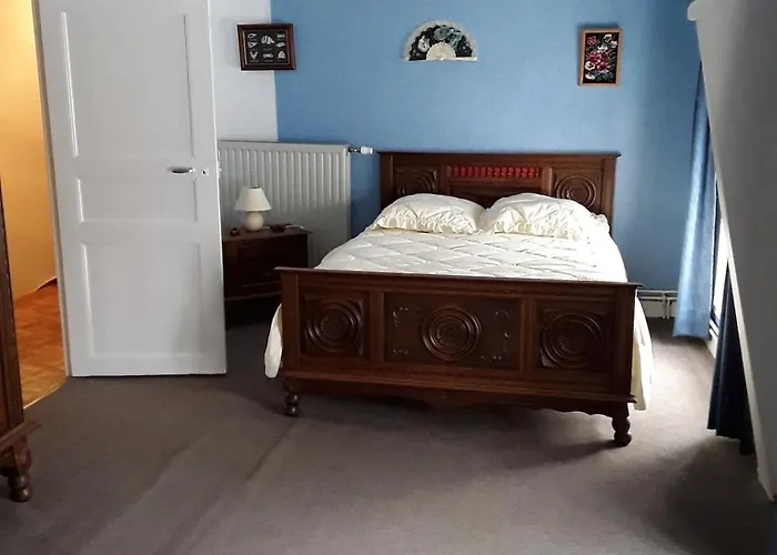 Дом отдыха Charmante Maison Dans Le Bocage Proche A84 *