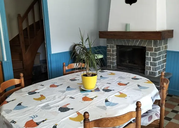 Дом отдыха Charmante Maison Dans Le Bocage Proche A84 Souleuvre-en-Bocage